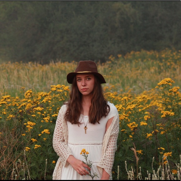 Meet the Posher - Picture 2 of 4